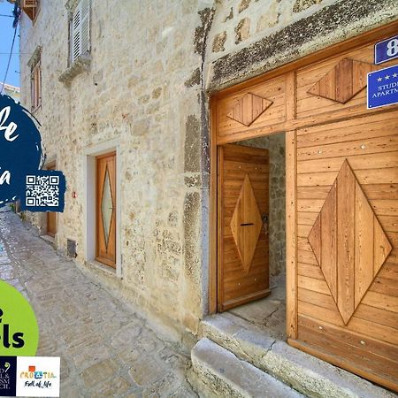 Apartamento Hrast Krk Town Exterior foto